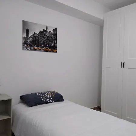Spacest - Carrer De Xelva A Apartment *